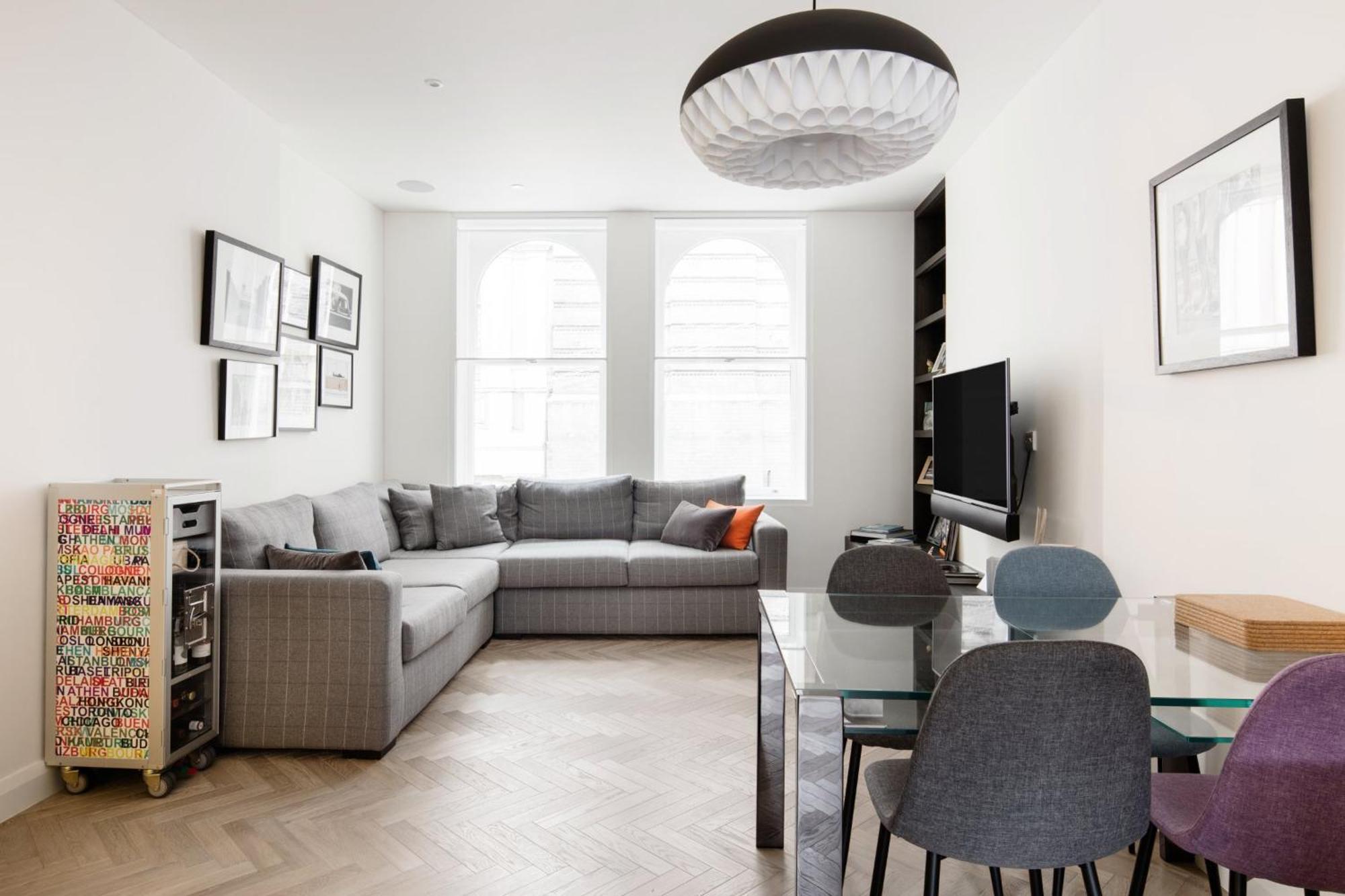 Modern Apartment & Rooms At Charing Cross Londres Exterior foto